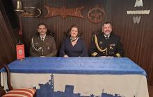 Uhonorowanie ORP "Błyskawica" Odznaką Honorową Specjalną Stowarzyszenia-Klubu VM